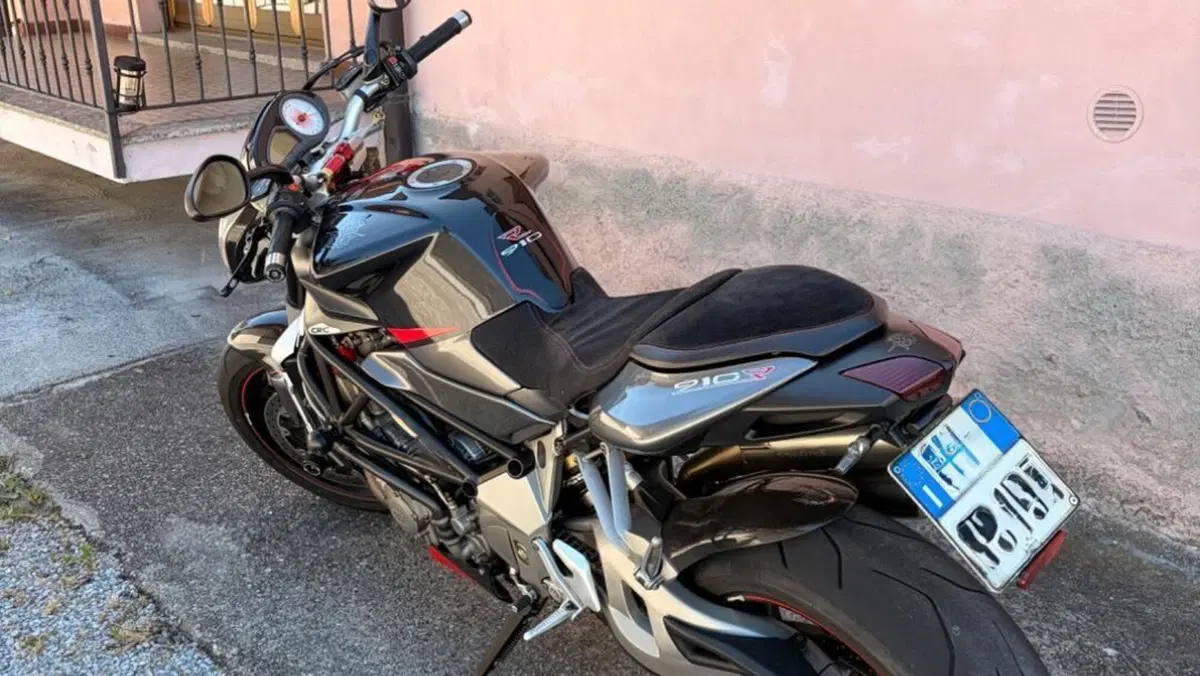 MV Agusta Brutale 910 R (2006 - 11) 