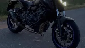 Yamaha MT-07 (2021 - 24)  (2)