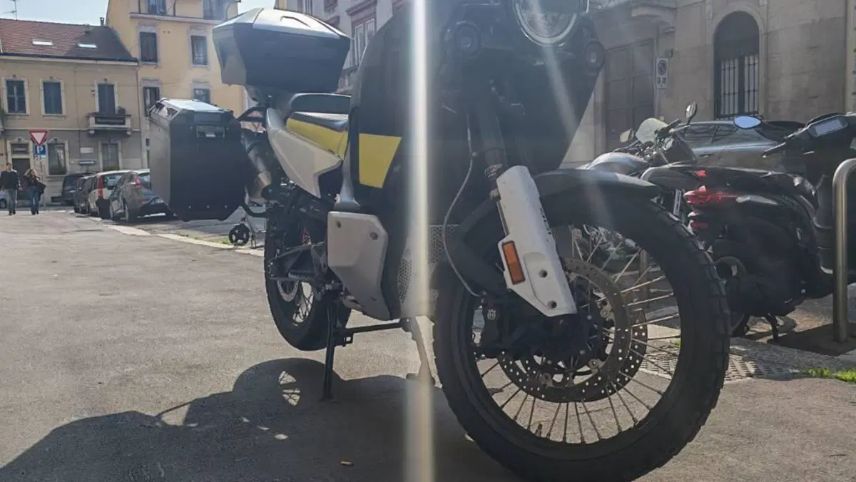 Husqvarna Norden 901 (2022 - 26) 