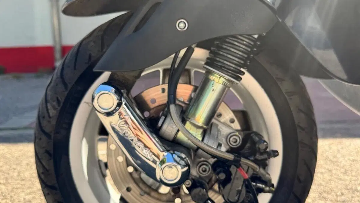 Vespa Primavera 150 3V ie (2014 - 16)  (5)