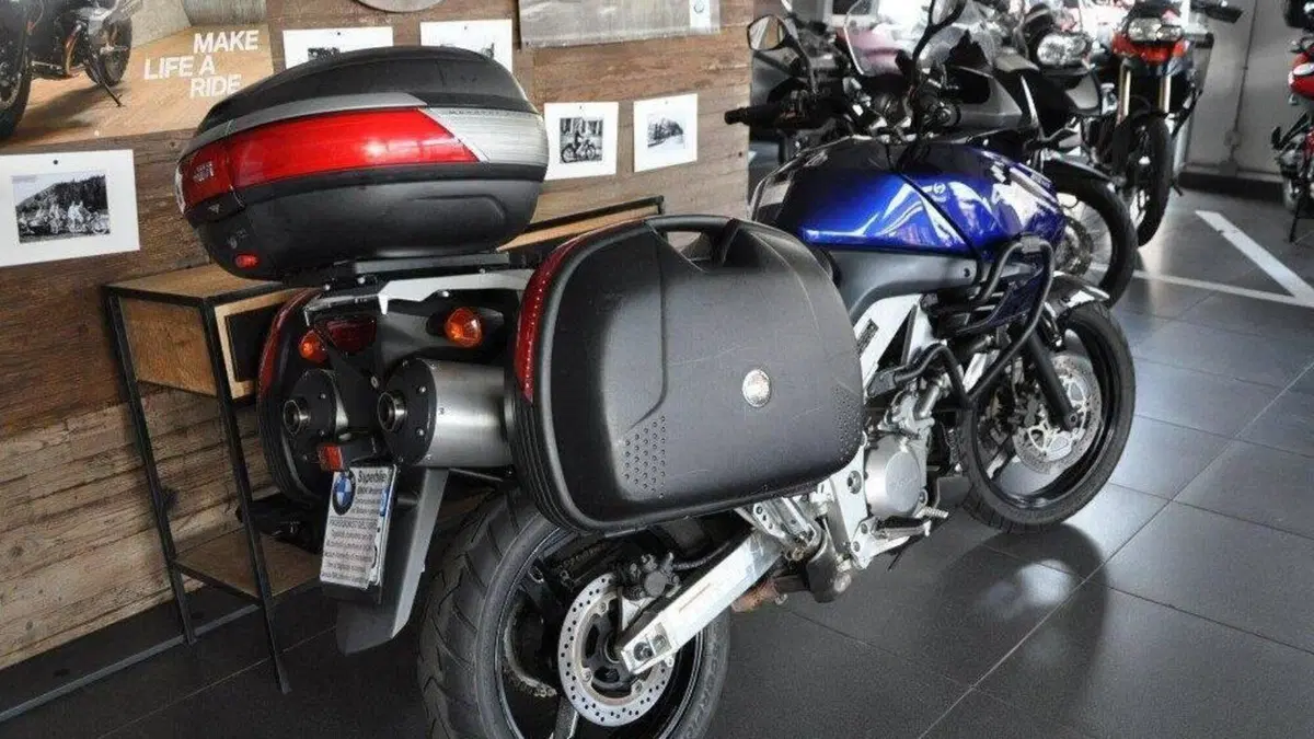 Suzuki V-Strom 1000 (2002 - 06)  (17)