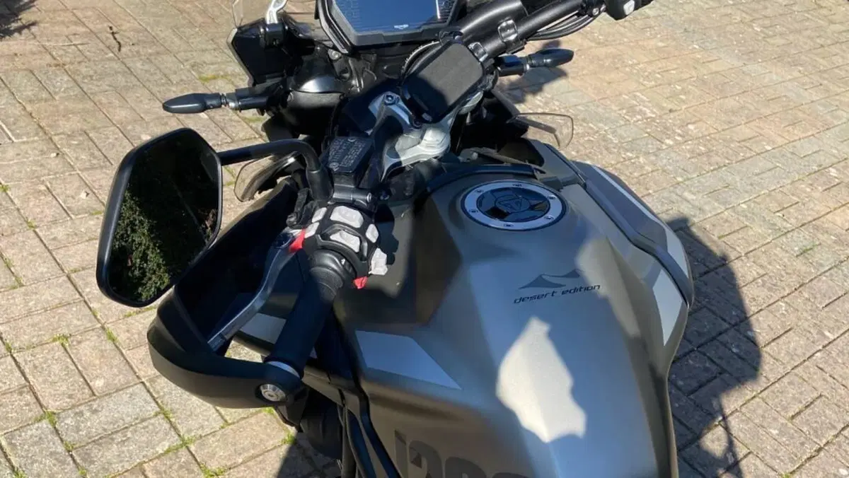 Triumph Tiger 1200 Desert Edition (2020)  (2)