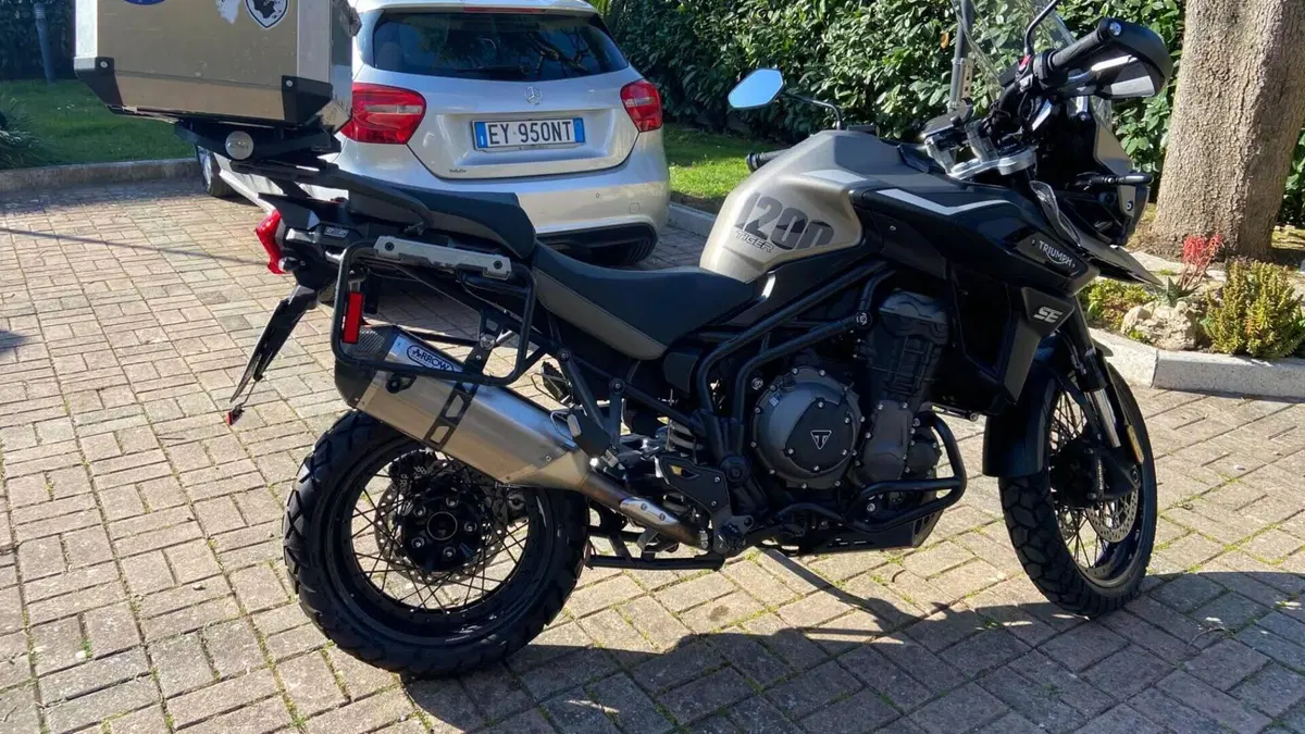 Triumph Tiger 1200 Desert Edition (2020)  (5)