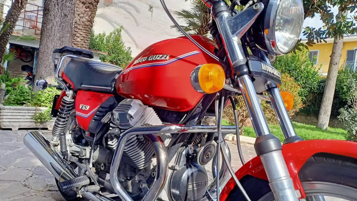 Moto Guzzi   (3)