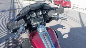 Harley-Davidson 1690 Electra Glide Ultra Limited (2014 - 15) - FLHTK  (5)