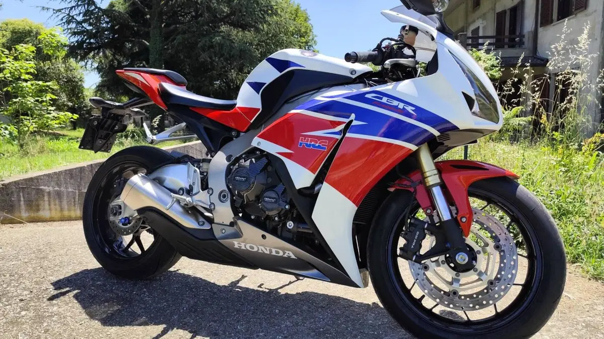 Honda CBR 1000 RR Fireblade (2012 - 16) 