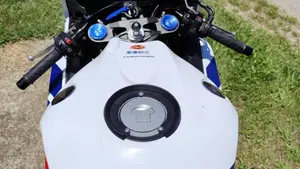 Honda CBR 1000 RR Fireblade (2012 - 16)  (2)
