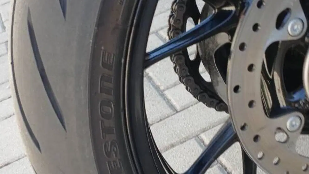 Bmw F 900 R (2021 - 24)  (15)