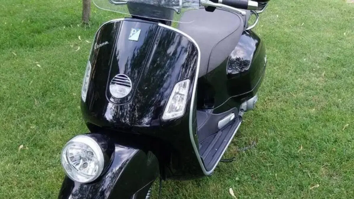 Vespa GTV 300 Via Montenapoleone ABS (2010 - 16) 