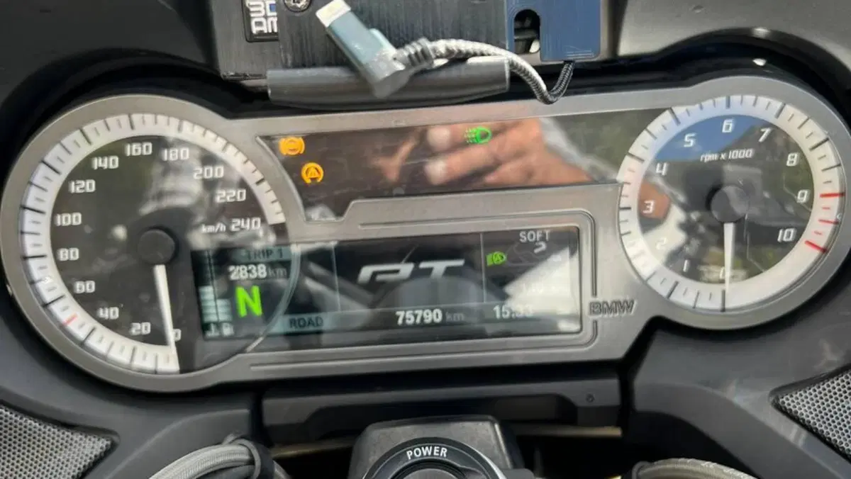 Bmw R 1200 RT (2017 - 18)  (4)