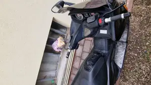 Yamaha T-Max 500 (2004 - 07)  (2)