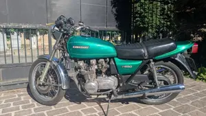 Kawasaki   (3)