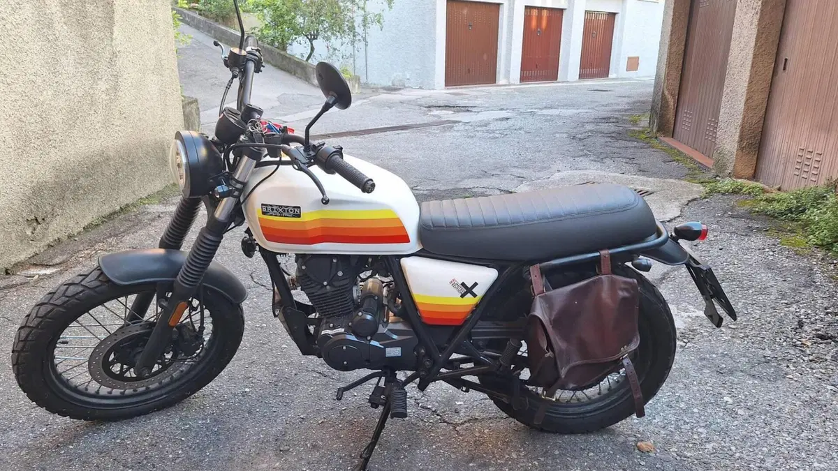Brixton Motorcycles SK8 Limited Edition 125 (2021) 