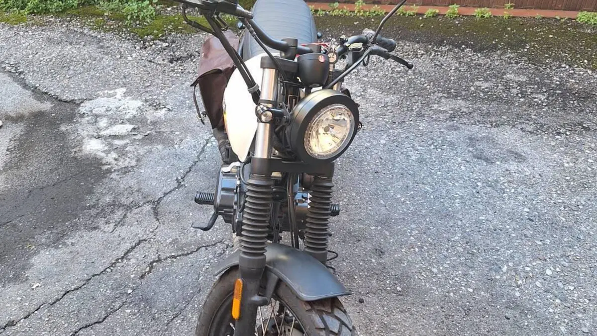 Brixton Motorcycles SK8 Limited Edition 125 (2021)  (3)