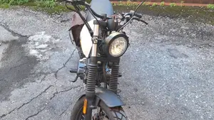 Brixton Motorcycles SK8 Limited Edition 125 (2021)  (3)