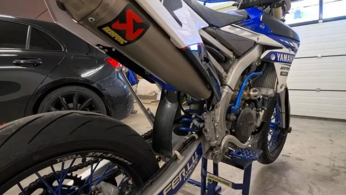 Yamaha YZ 450 F (2021)  (6)