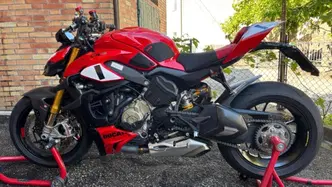 Ducati Streetfighter V4 S (2023 - 24) usata