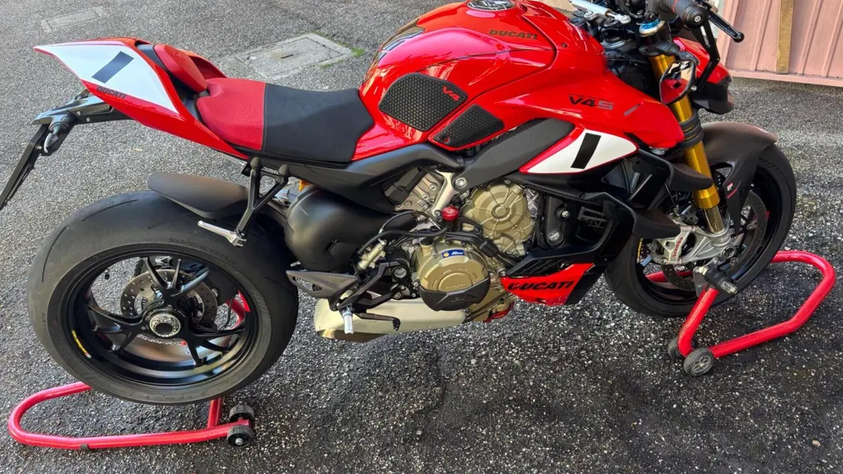 Ducati Streetfighter V4 S (2023 - 24)  (2)