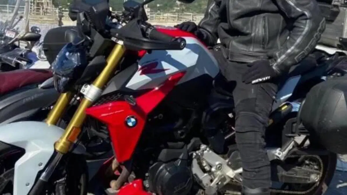 Bmw F 800 R (2017 - 20)  (2)