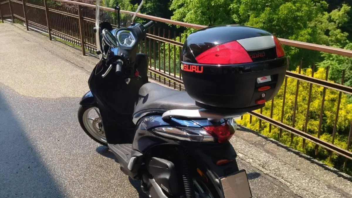 Piaggio Liberty 50 (2018 - 20)  (2)