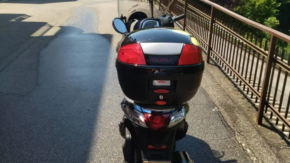 Piaggio Liberty 50 (2018 - 20)  (3)