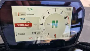 Ducati Hypermotard V2 (2026)  (5)