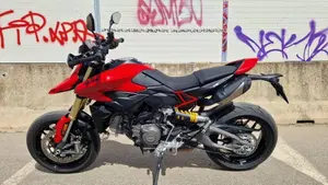 Ducati Hypermotard V2 (2026)  (2)