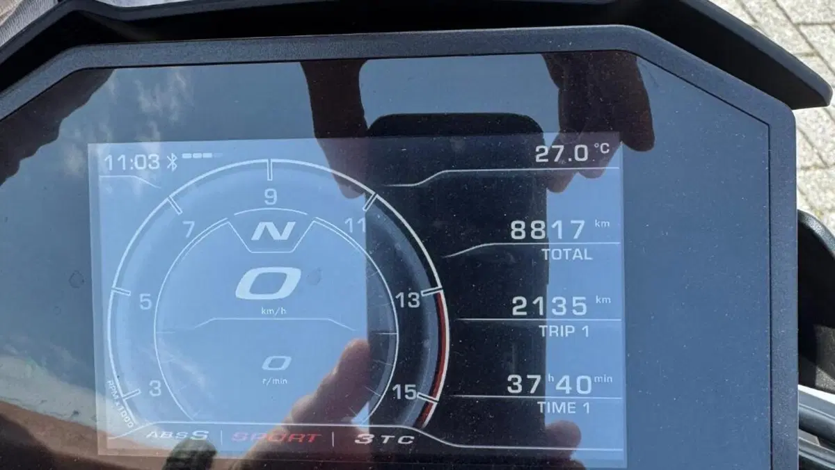 MV Agusta Brutale 800 Rosso (2021 - 23)  (8)