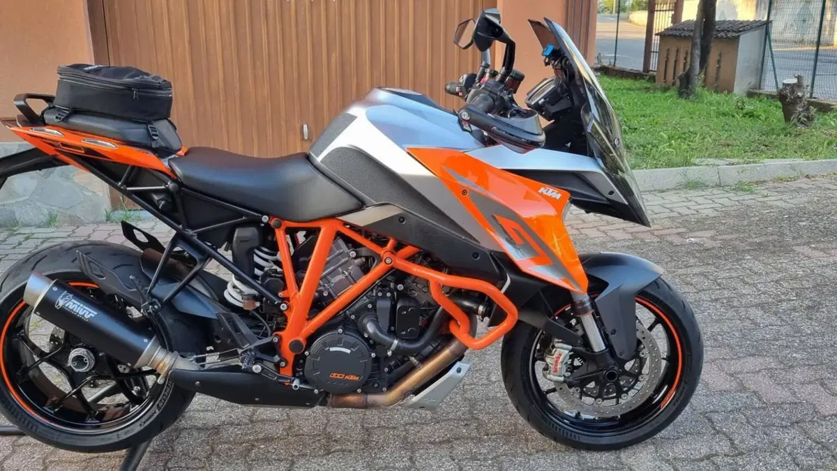 KTM 1290 Super Duke GT ABS (2016 - 18) 
