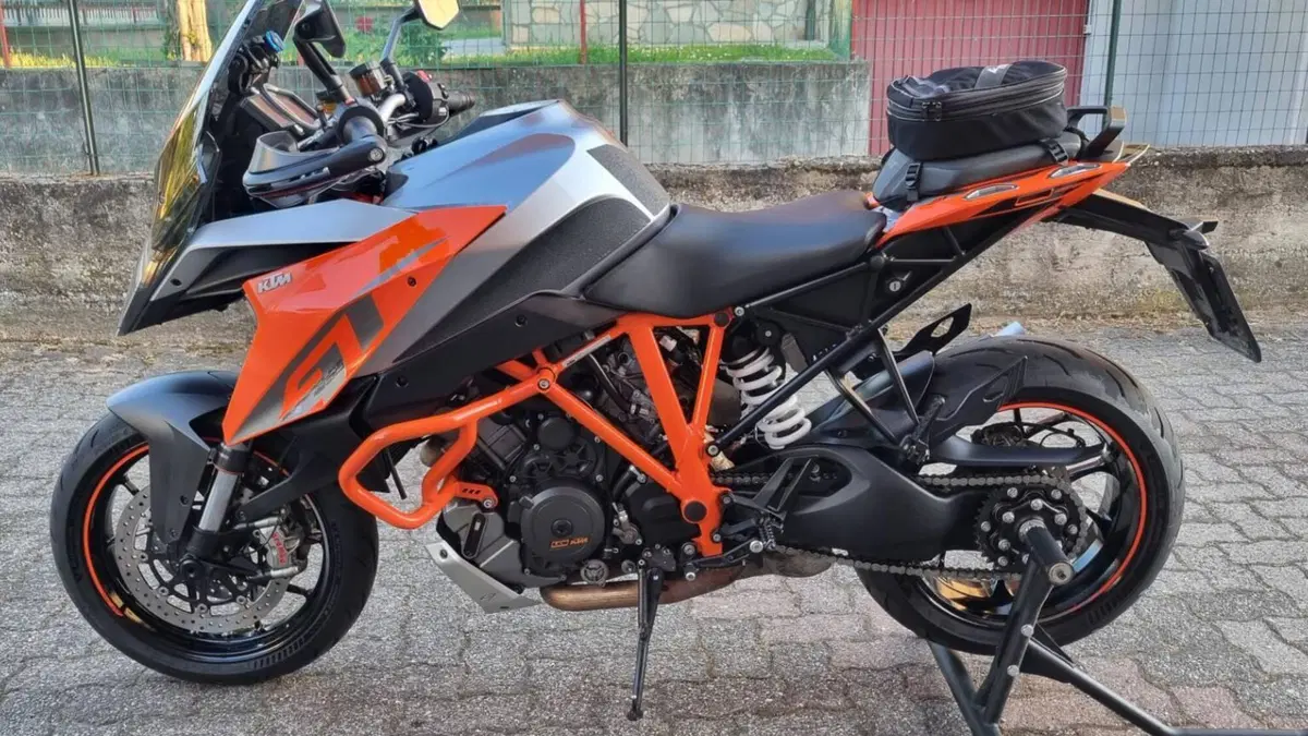 KTM 1290 Super Duke GT ABS (2016 - 18)  (2)