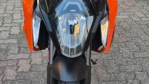 KTM 1290 Super Duke GT ABS (2016 - 18)  (5)