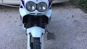 Honda Africa Twin XRV 750 (1996 - 02)  (5)