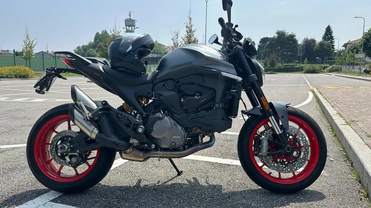 Ducati Monster 937 + (2021 - 25) 