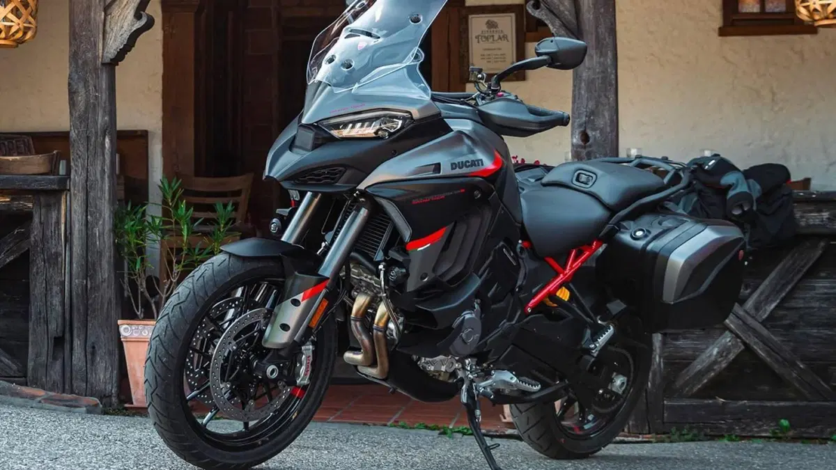 Ducati Multistrada V4 S Grand Tour (2024)  (8)