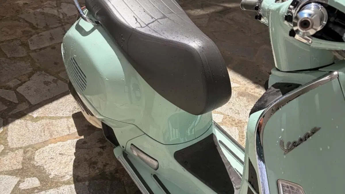 Vespa GTS 125 (2021 - 24)  (2)