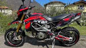 Aprilia Dorsoduro 750 (2009 - 14)  (3)