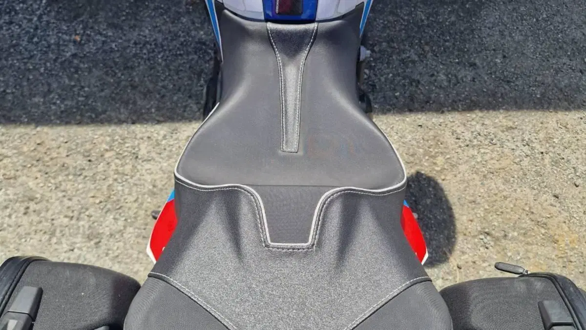 Bmw F 900 R (2021 - 24)  (2)
