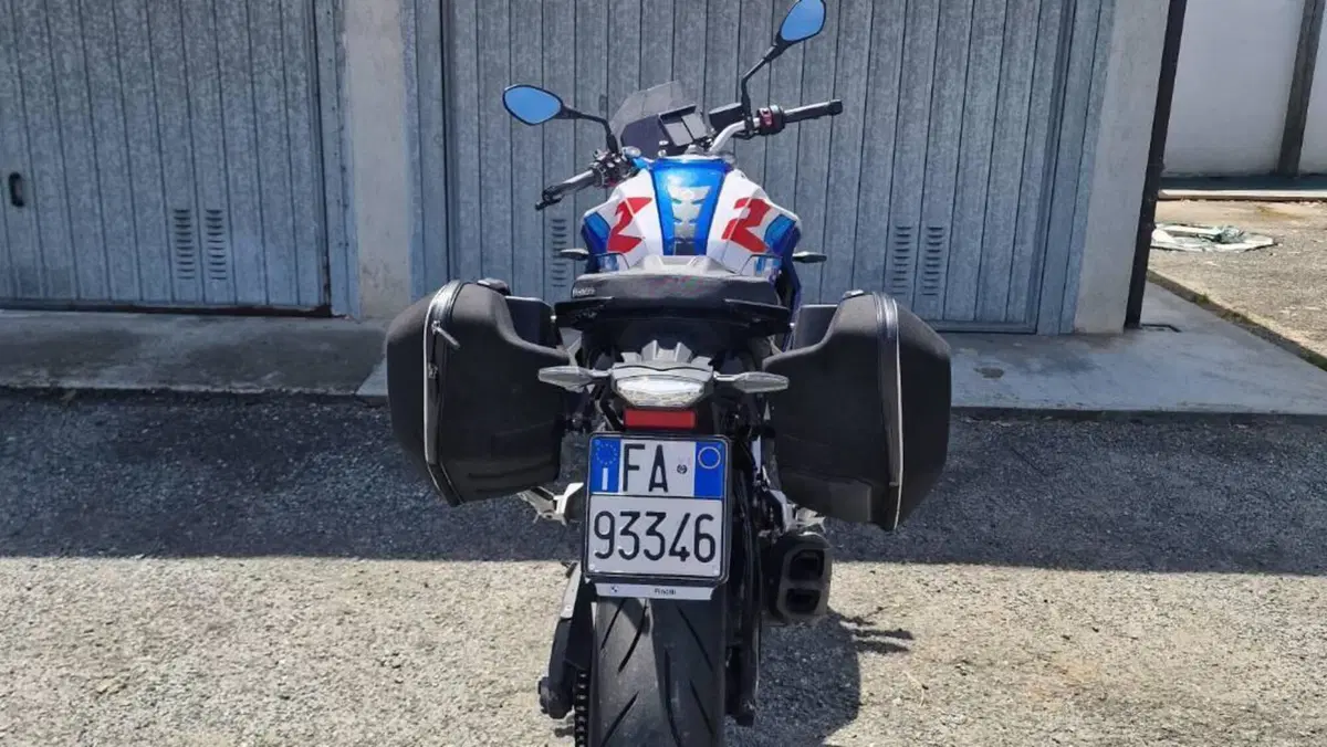 Bmw F 900 R (2021 - 24)  (9)