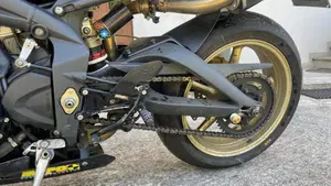Triumph Street Triple R (2009 - 12)  (4)