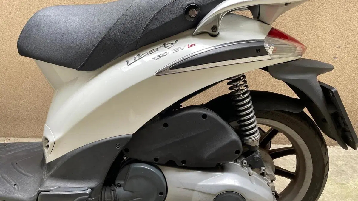 Piaggio Liberty 150 3V Full Optional (2013 - 15)  (5)