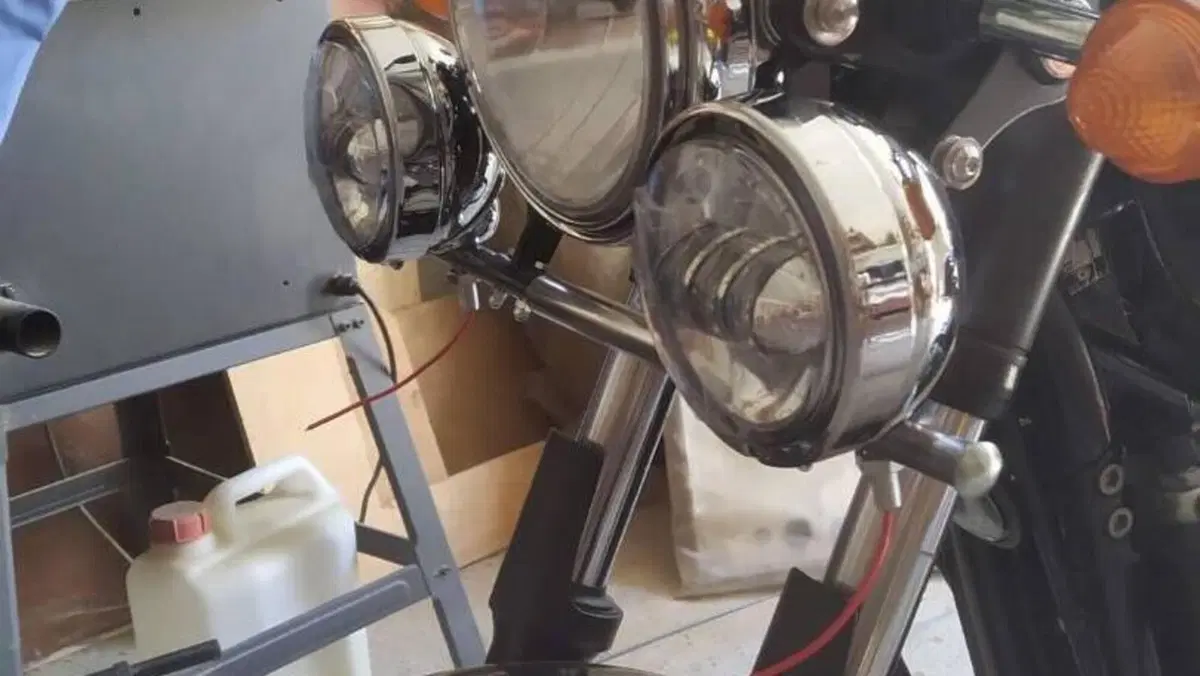 Triumph Bonneville SE (2009 - 13)  (9)