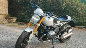 Bmw R nineT (2021 - 24)  (2)