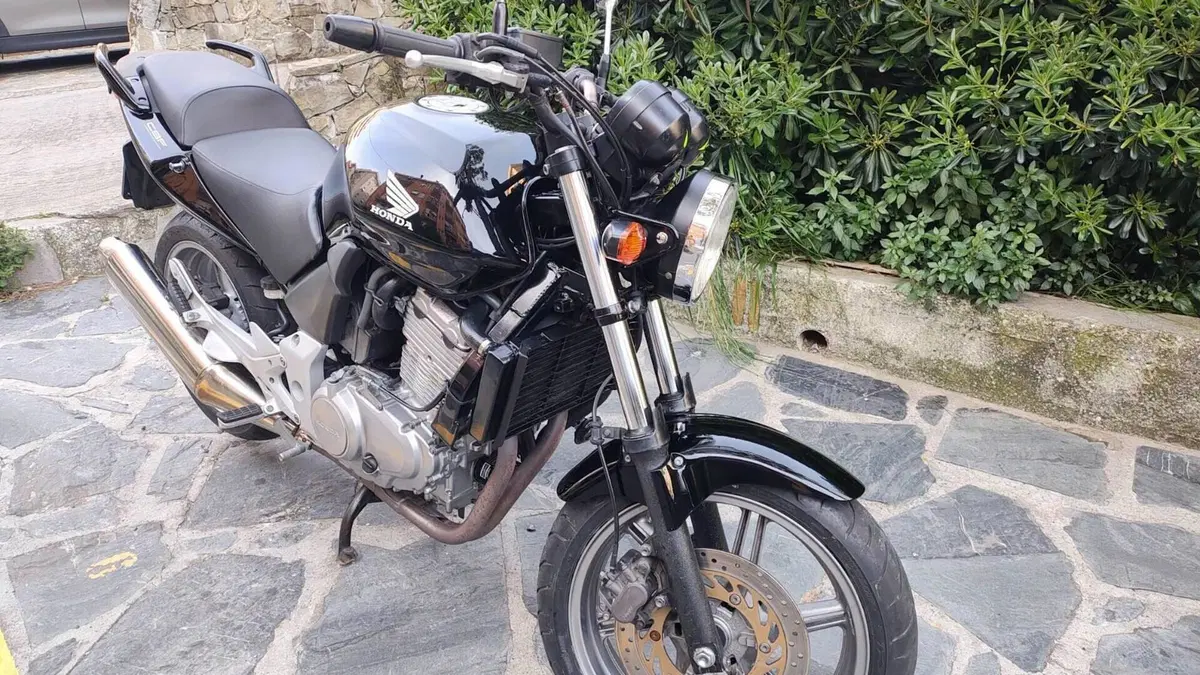 Honda  