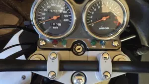 Suzuki GS 500 F (2004 - 06)  (3)