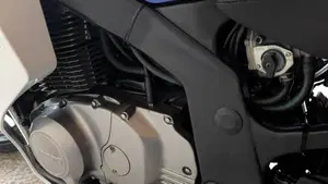 Suzuki GS 500 F (2004 - 06)  (9)