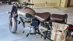 Royal Enfield Classic 500 EFI Gunmetal Grey (2018 - 20)  (2)