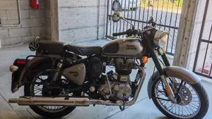 Royal Enfield Classic 500 EFI Gunmetal Grey (2018 - 20)  (4)