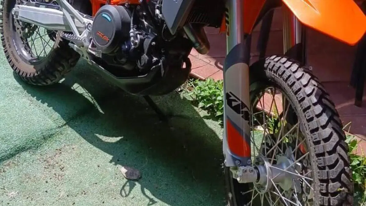 KTM 690 Enduro R (2022 - 25) 