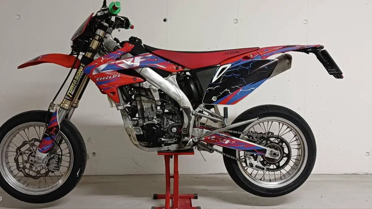 Honda CRF 450R (2008) 