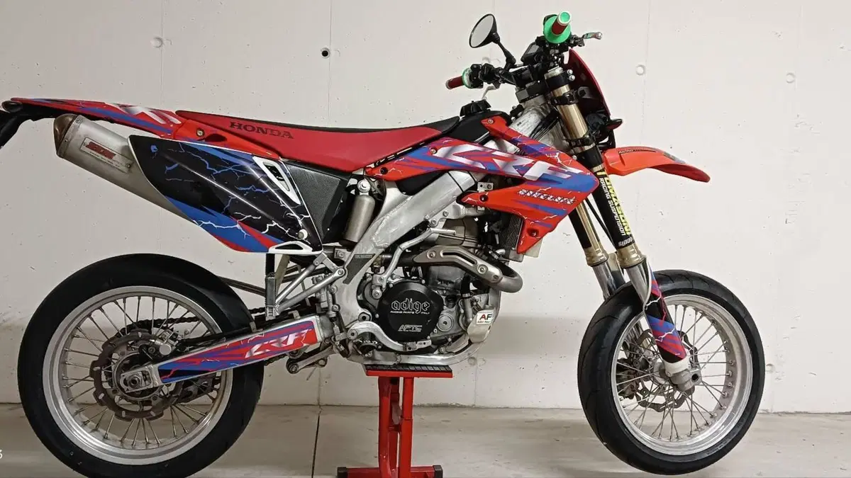 Honda CRF 450R (2008)  (2)